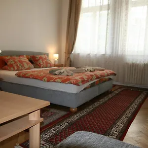 No. 25 T.g.masaryka 13 S Vytahem Apartment