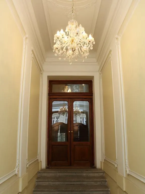 7K-Apartman Sadova Karlovy Vary Apartment